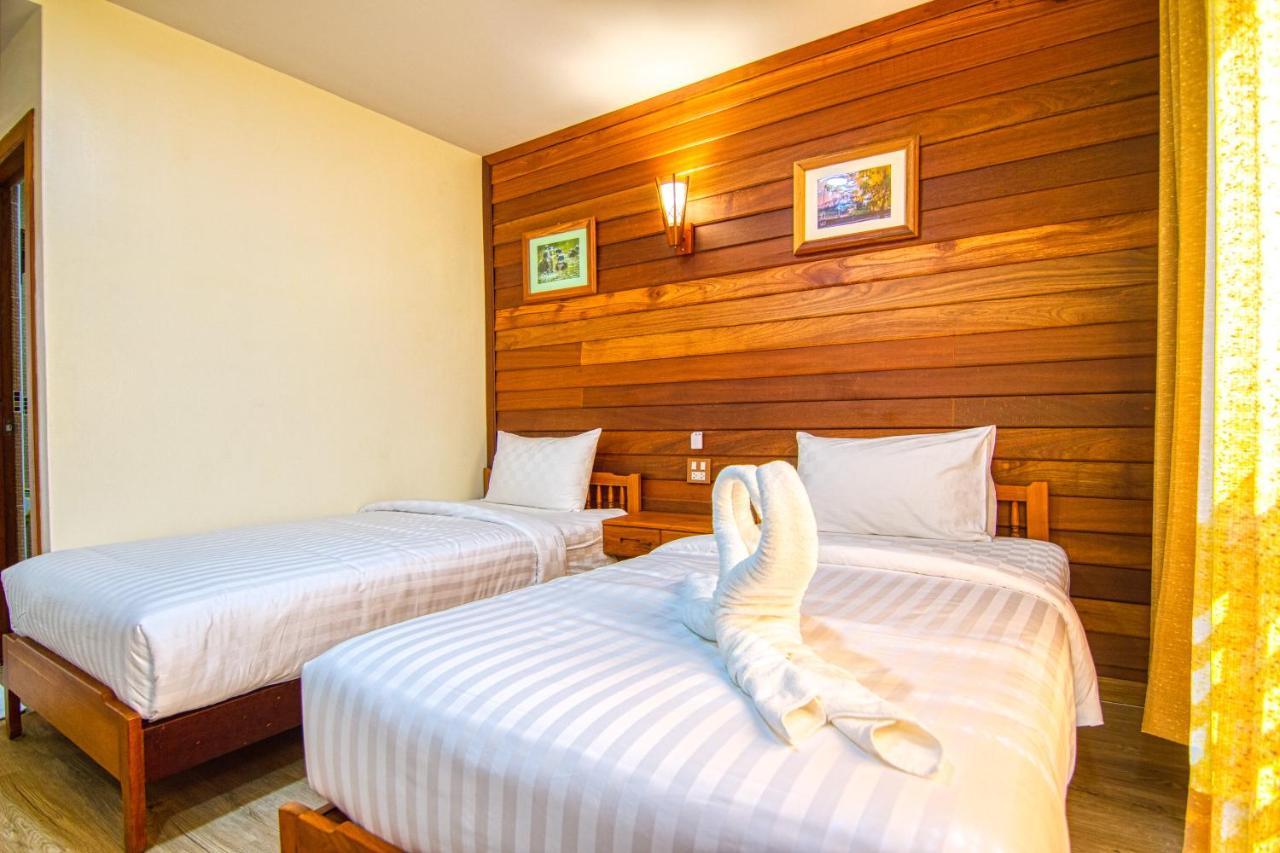 Nonnee Lampang Hotel Exterior foto